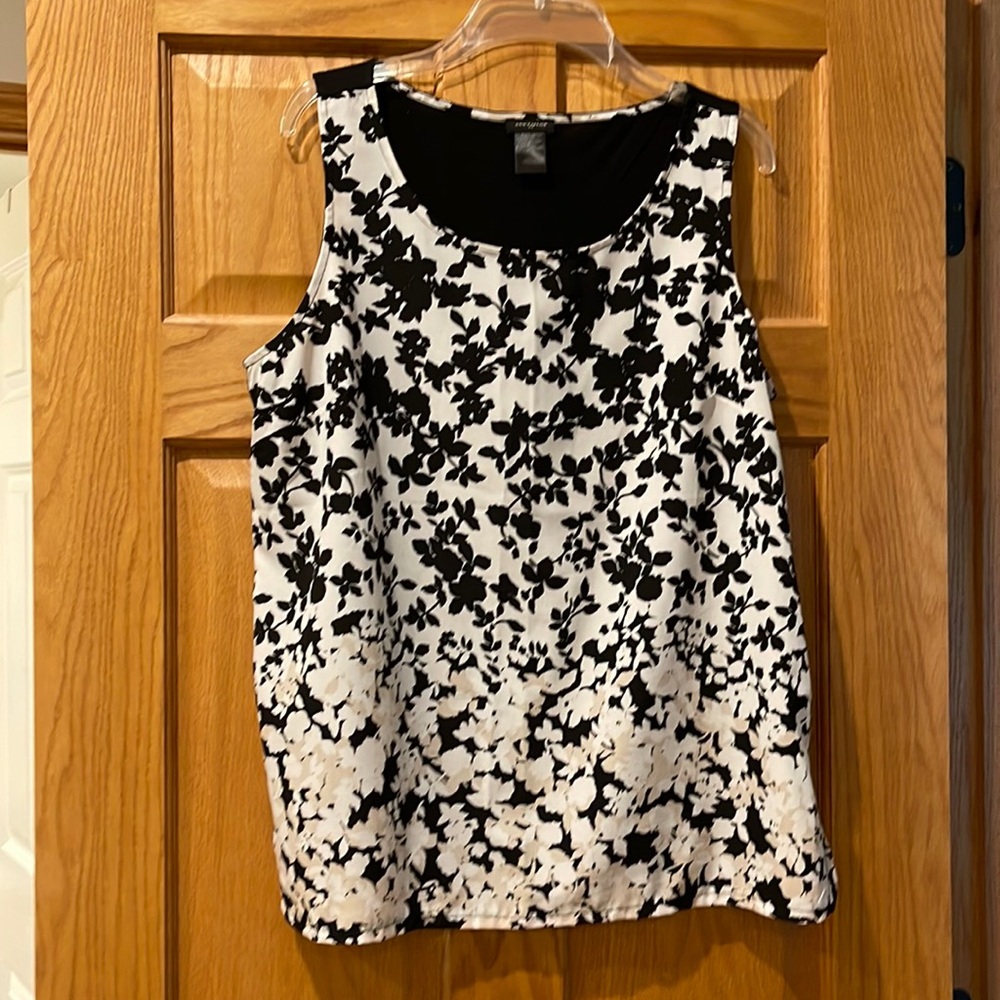 Ann Taylor womens large tank top white/black flowers with solid black back
